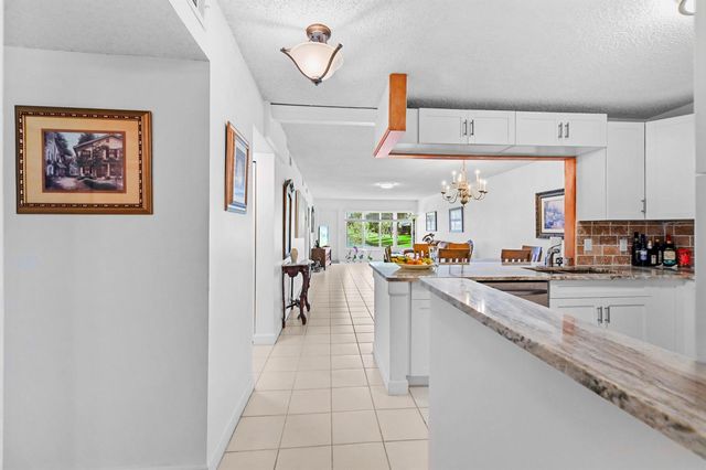 9244 Flynn Circle 2, Boca Raton, FL 33496