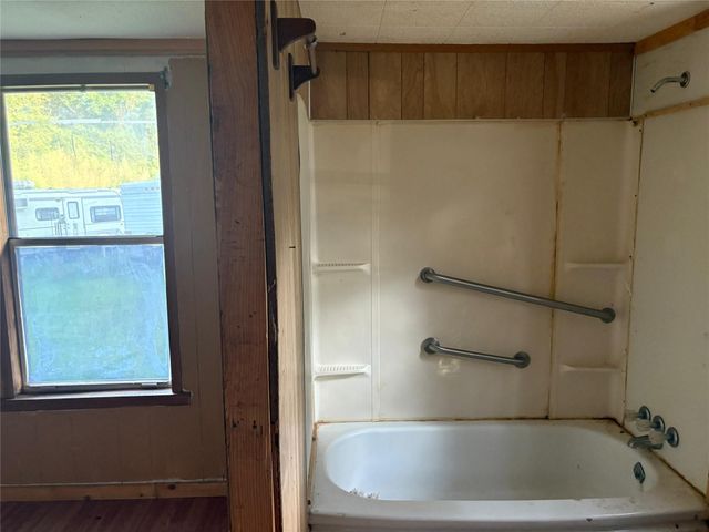 225 County Road 4090, Woodville, TX 75979