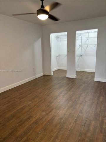 18965 NW 62nd Ave 105, Hialeah, FL 33015