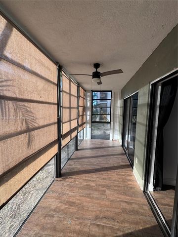 18965 NW 62nd Ave 105, Hialeah, FL 33015