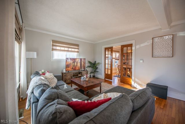 329 Park Avenue NW, New Philadelphia, OH 44663