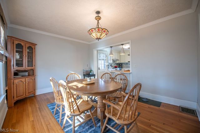 329 Park Avenue NW, New Philadelphia, OH 44663