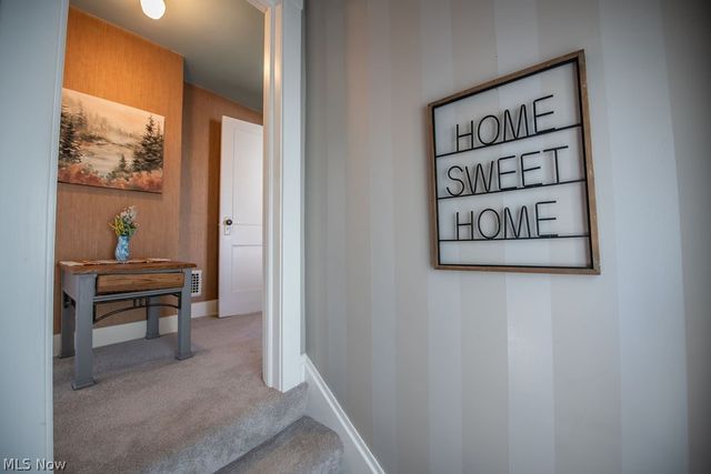 329 Park Avenue NW, New Philadelphia, OH 44663