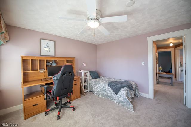 329 Park Avenue NW, New Philadelphia, OH 44663