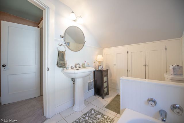 329 Park Avenue NW, New Philadelphia, OH 44663