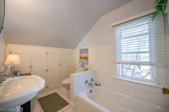 329 Park Avenue NW, New Philadelphia, OH 44663