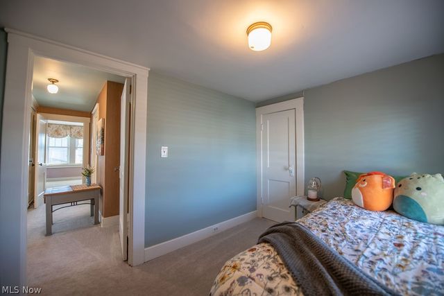 329 Park Avenue NW, New Philadelphia, OH 44663