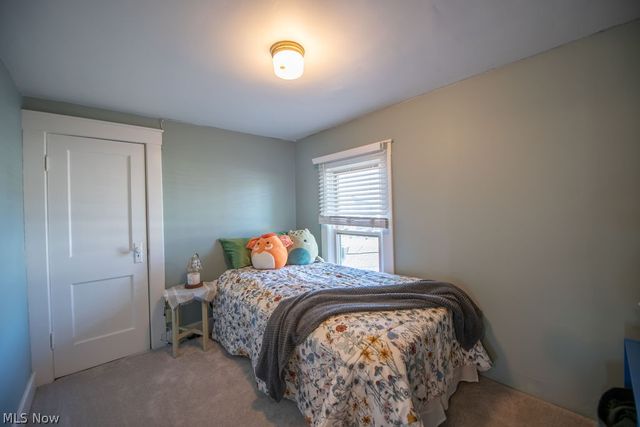 329 Park Avenue NW, New Philadelphia, OH 44663