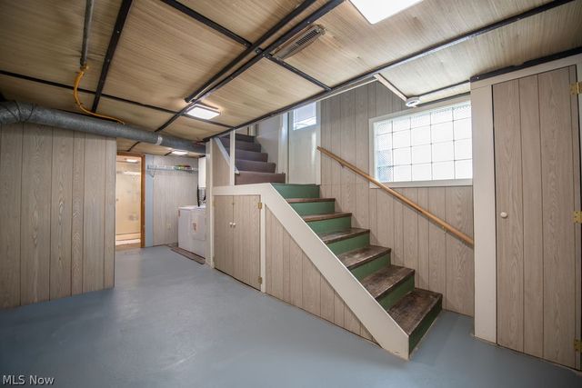 329 Park Avenue NW, New Philadelphia, OH 44663