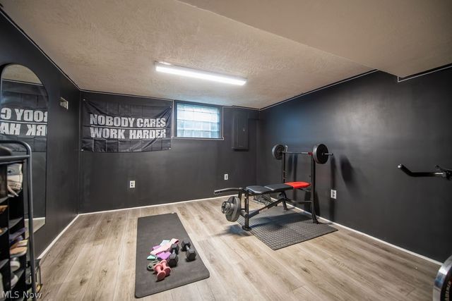 329 Park Avenue NW, New Philadelphia, OH 44663