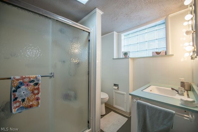 329 Park Avenue NW, New Philadelphia, OH 44663