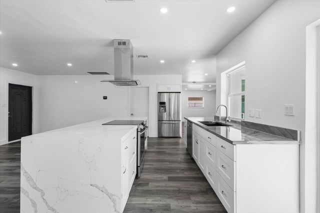 1650 NW 9TH Street, Boca Raton, FL 33486