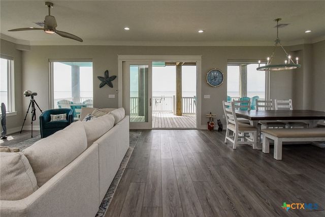 3125 Bay Ridge Drive, Palacios, TX 77465