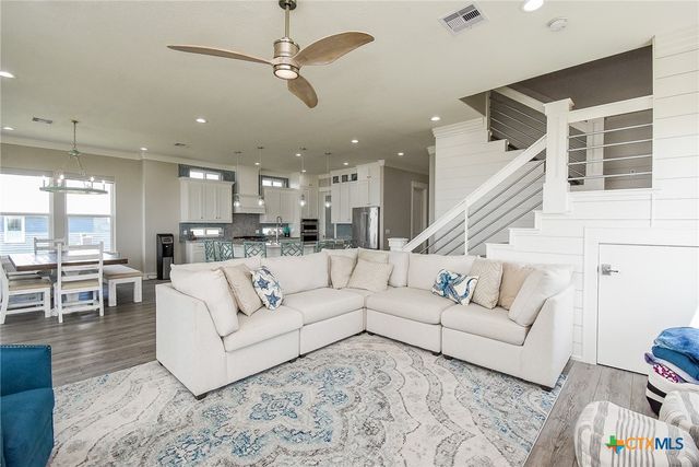 3125 Bay Ridge Drive, Palacios, TX 77465