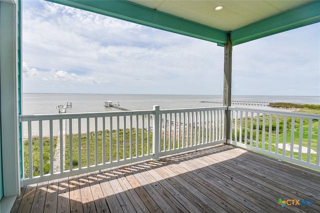 3125 Bay Ridge Drive, Palacios, TX 77465