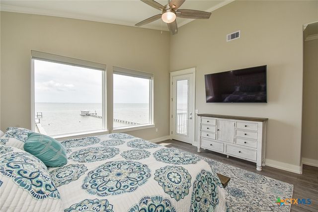 3125 Bay Ridge Drive, Palacios, TX 77465