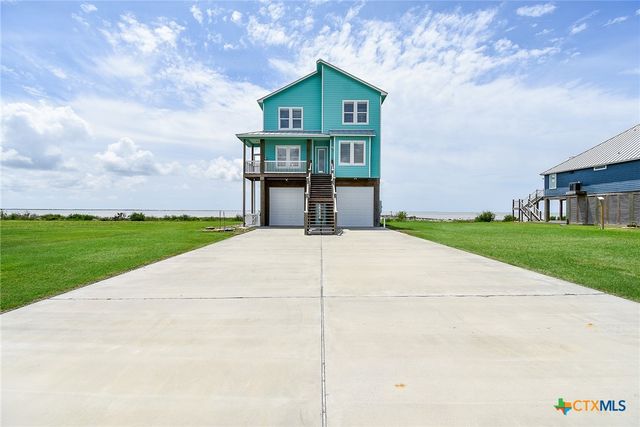 3125 Bay Ridge Drive, Palacios, TX 77465
