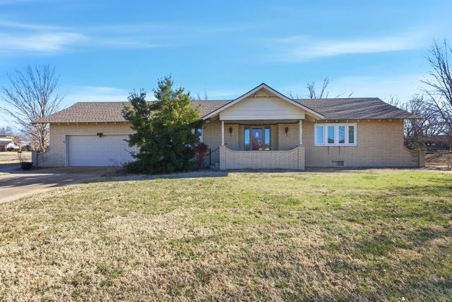 500 Rolling Hills, Newton, KS 67114