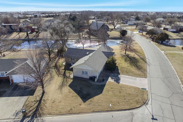 500 Rolling Hills, Newton, KS 67114