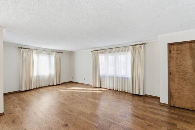 500 Rolling Hills, Newton, KS 67114