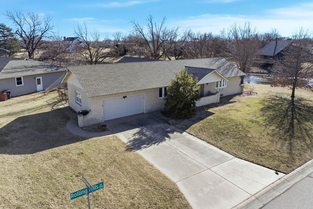 500 Rolling Hills, Newton, KS 67114