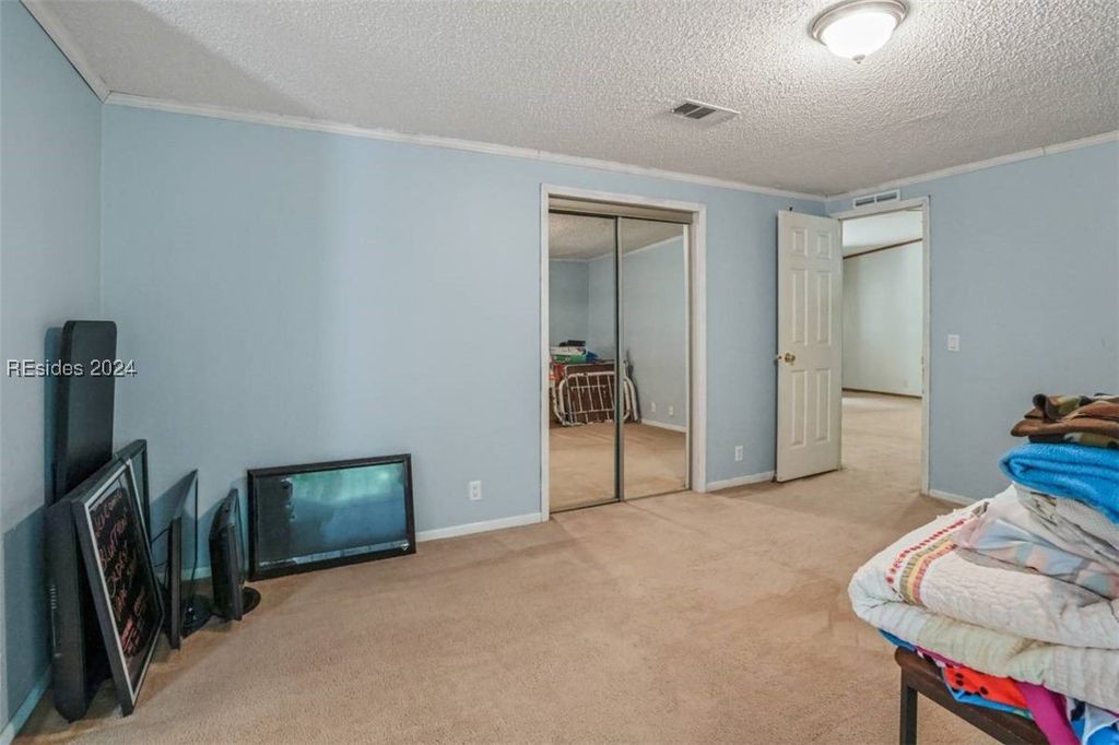 Image 41 of property listing at 3481 Sand Hills Rd, Garnett, SC 29922