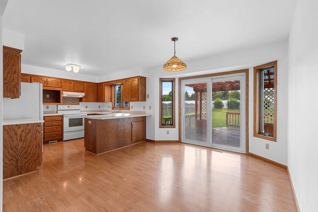 W2527 SKYVIEW COURT, Appleton, WI 54915