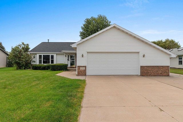 W2527 SKYVIEW COURT, Appleton, WI 54915