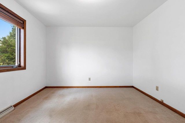 W2527 SKYVIEW COURT, Appleton, WI 54915