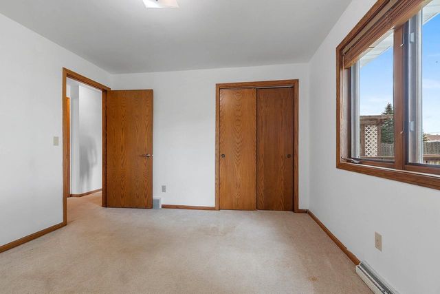 W2527 SKYVIEW COURT, Appleton, WI 54915