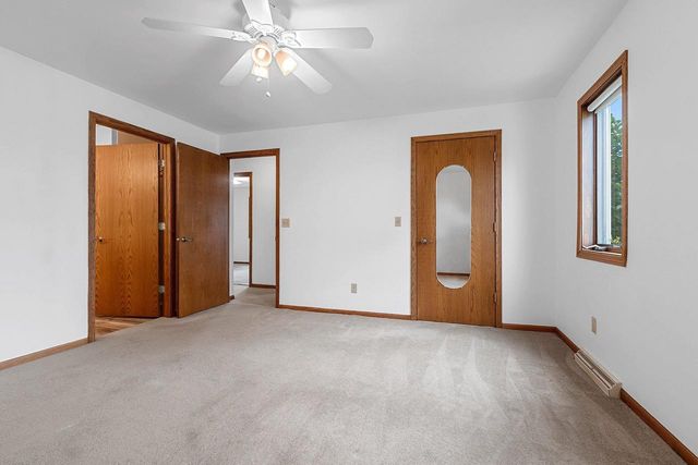 W2527 SKYVIEW COURT, Appleton, WI 54915