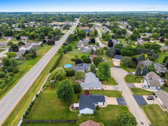 W2527 SKYVIEW COURT, Appleton, WI 54915