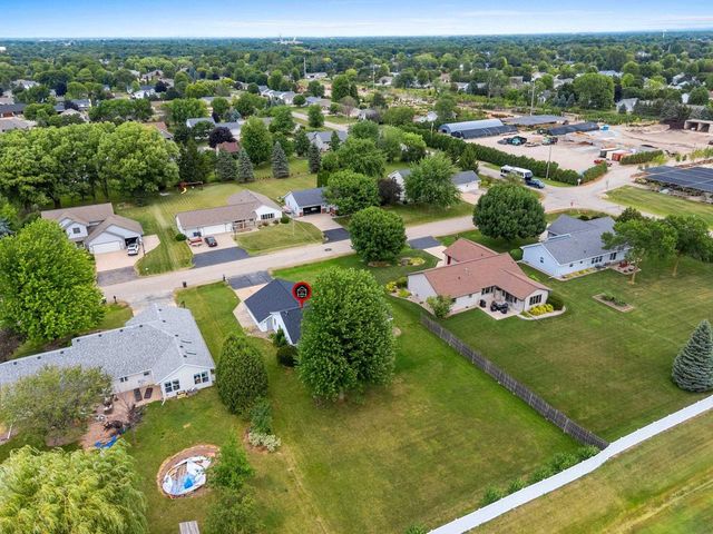 W2527 SKYVIEW COURT, Appleton, WI 54915