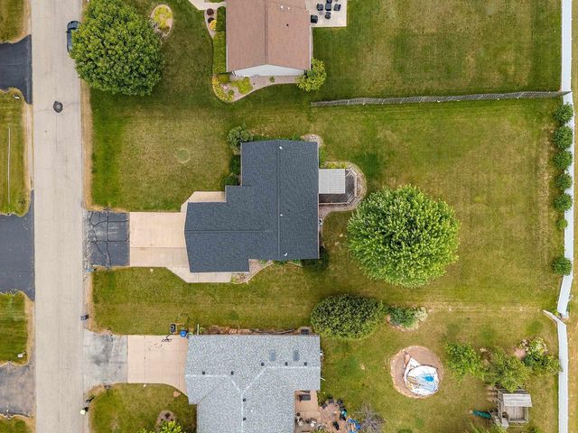 W2527 SKYVIEW COURT, Appleton, WI 54915