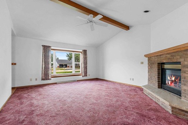 W2527 SKYVIEW COURT, Appleton, WI 54915