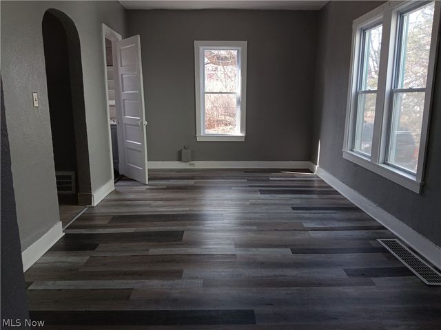 1124 E 114th Street, Cleveland, OH 44108