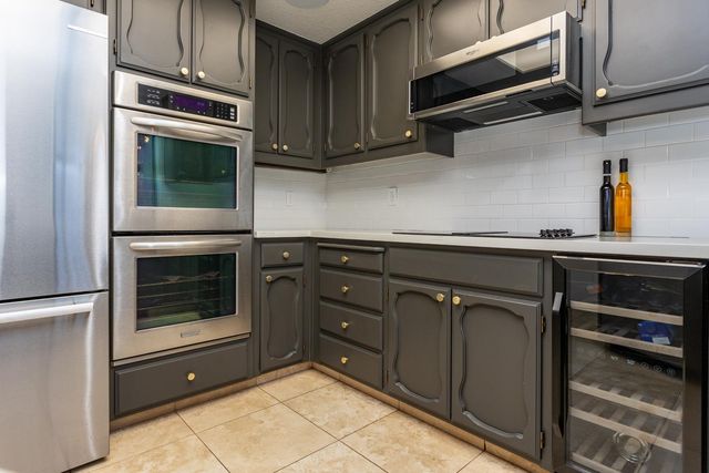 2605 Konynenburg Ln, Modesto, CA 95356