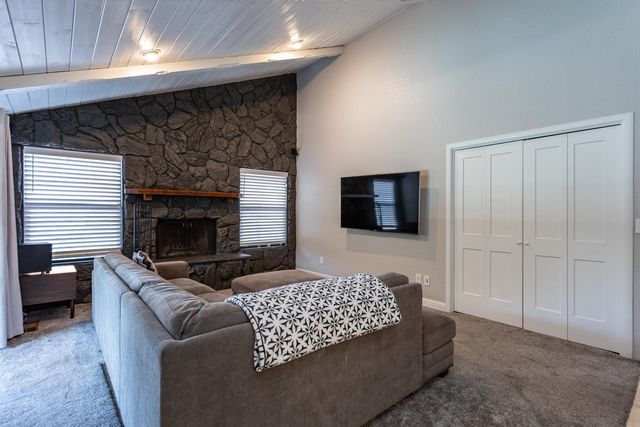 2605 Konynenburg Ln, Modesto, CA 95356