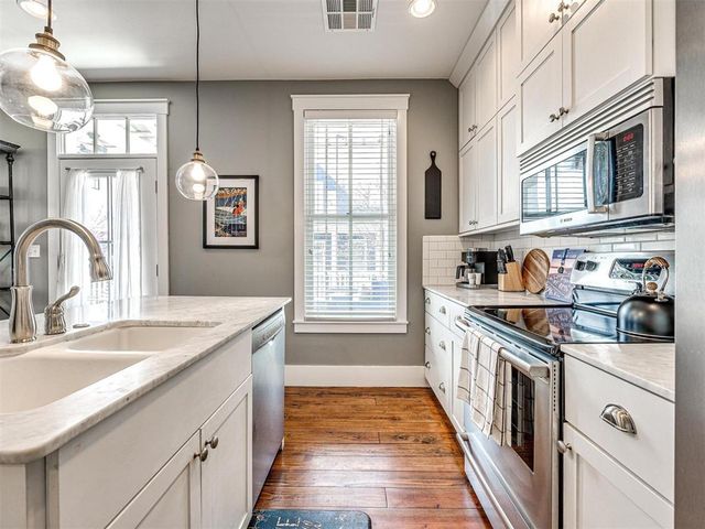35 Boardwalk Street A, Carlton Landing, OK 74432