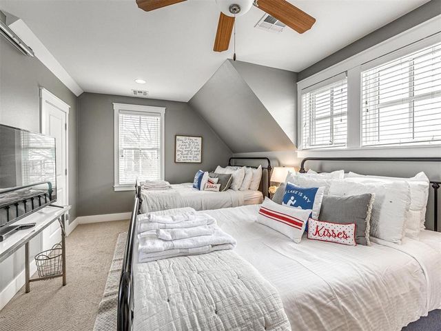 35 Boardwalk Street A, Carlton Landing, OK 74432