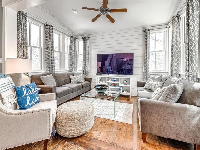 35 Boardwalk Street A, Carlton Landing, OK 74432