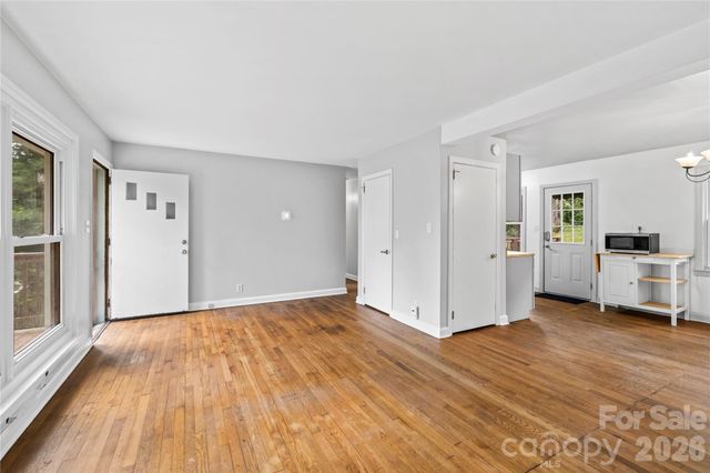 107 Wilshire Drive, Asheville, NC 28806