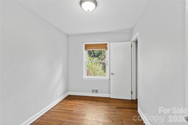 107 Wilshire Drive, Asheville, NC 28806