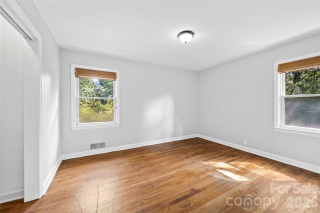 107 Wilshire Drive, Asheville, NC 28806