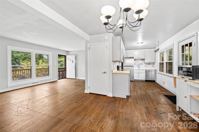 107 Wilshire Drive, Asheville, NC 28806