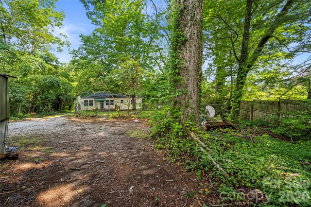 107 Wilshire Drive, Asheville, NC 28806