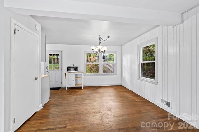 107 Wilshire Drive, Asheville, NC 28806