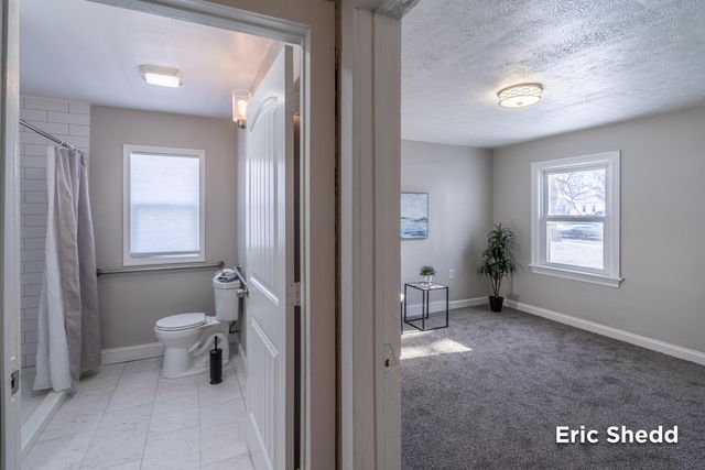 631 3 Mile Road NE, Grand Rapids, MI 49505