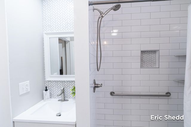 631 3 Mile Road NE, Grand Rapids, MI 49505