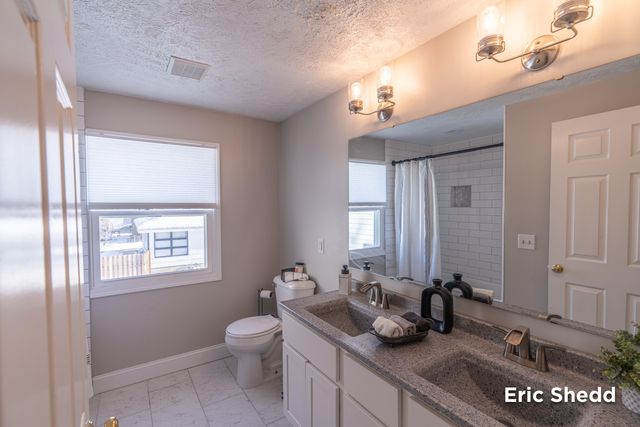 631 3 Mile Road NE, Grand Rapids, MI 49505